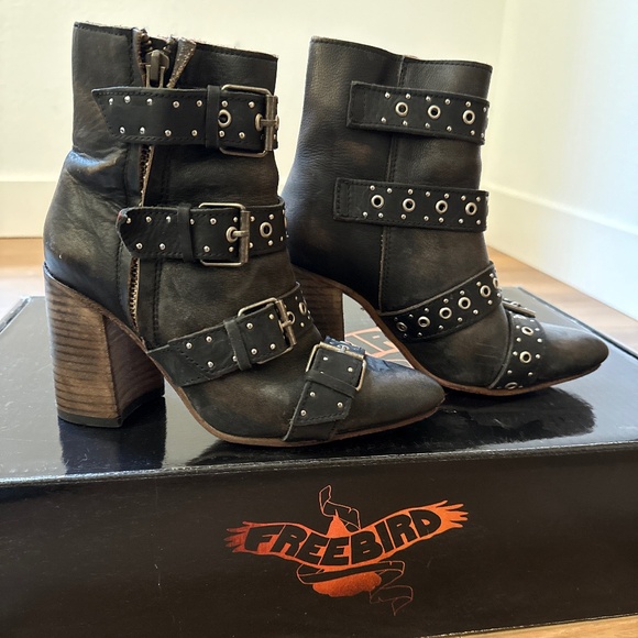 Freebird Joust Heeled Booties Size 6 - Picture 1 of 3